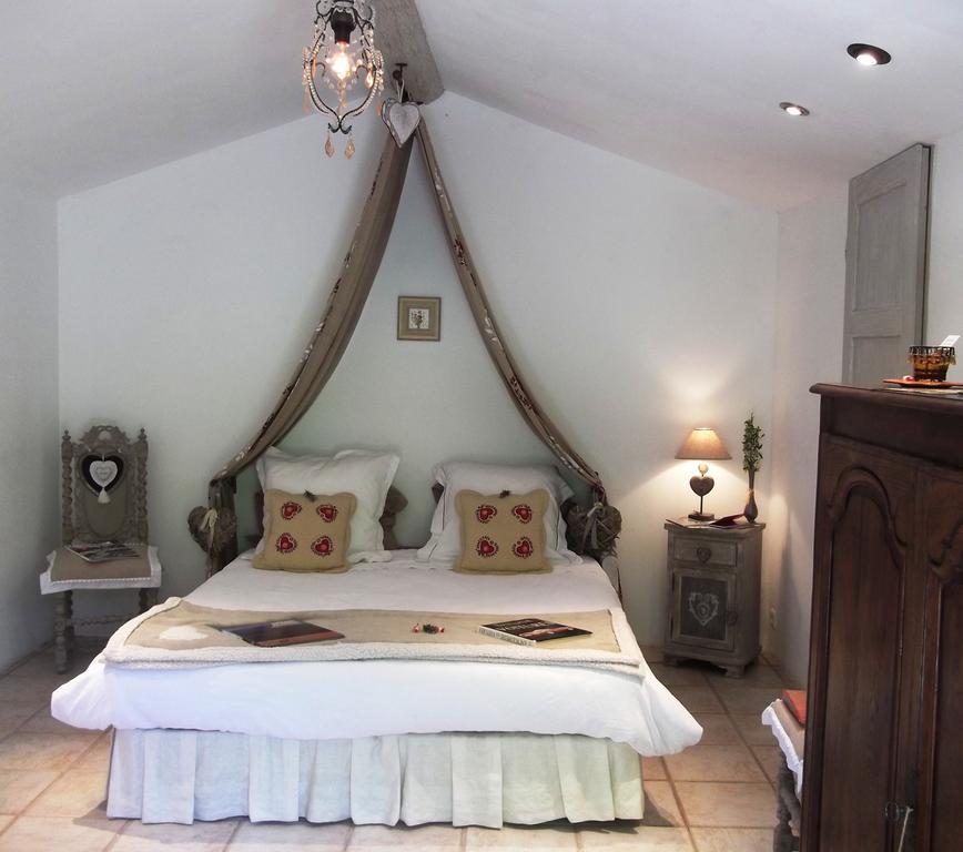 La Bastide Du Vallon Hostal Saumane-de-Vaucluse Habitación foto